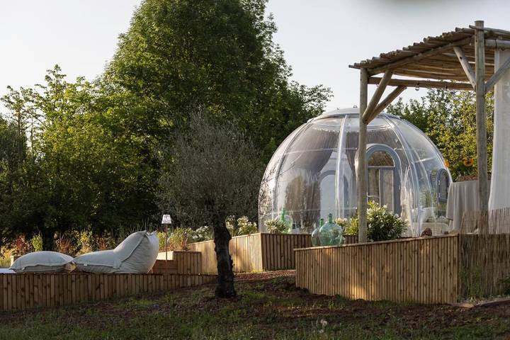 Tente pour 2 personnes, avec jardin et vue en Corrèze