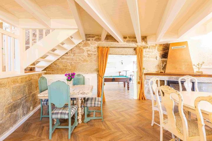 Casa rural para 16 personas, con jardín además de piscina y vistas en Comarca de Pontevedra - 2