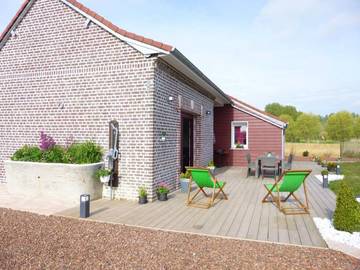 Gîte pour 8 personnes, avec jardin et terrasse, animaux acceptés à Ponthoile