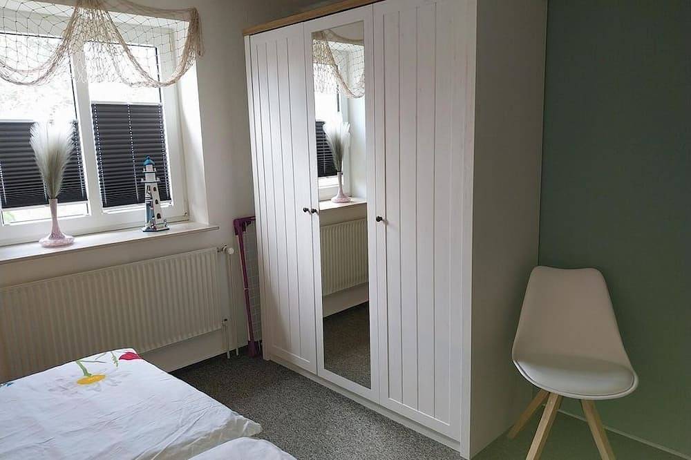 Entire apartment, Apartment 1 Landblick - House Brauer in St. Peter-Bad, St. Peter-Ording