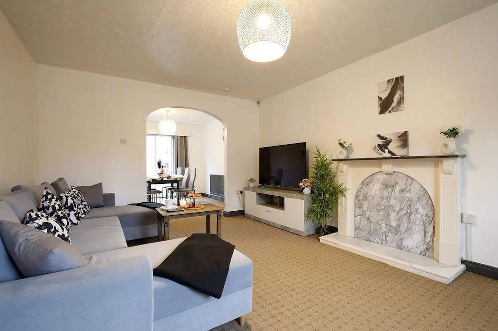 Newly-furnished, Detached 4 bedroom Didsbury home in Mánchester, Gran Mánchester