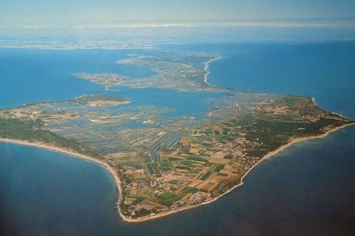 Location de vacances pour 2 personnes, avec terrasse à Sainte-Marie-de-Ré