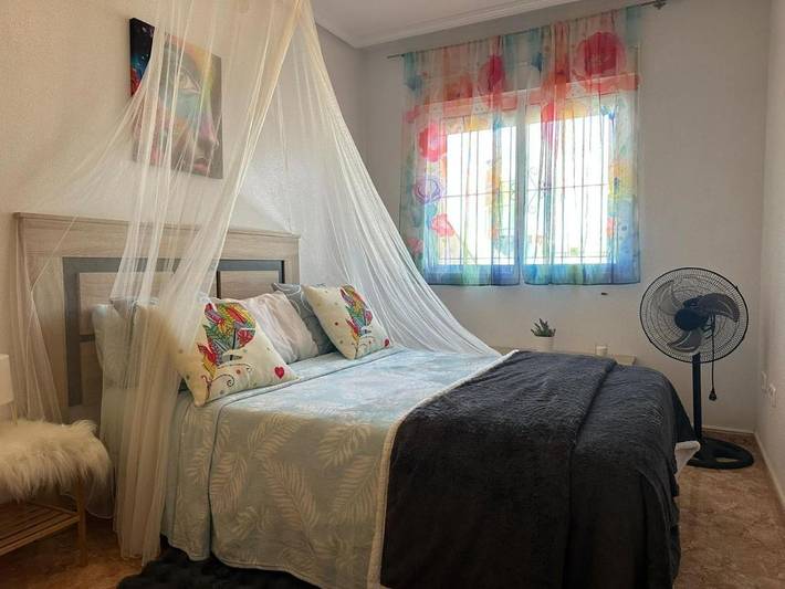 Ferienwohnung für 6 Personen, mit Balkon und Terrasse sowie Garten und Kinderpool in Los Alcázares