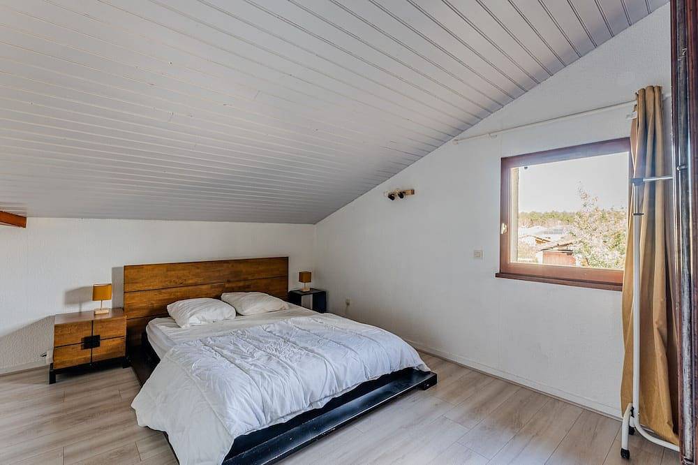 Doppelhaushälfte in Sanguinet, nahe dem See, mit Garten und Wlan in Sanguinet, Côte d’Argent