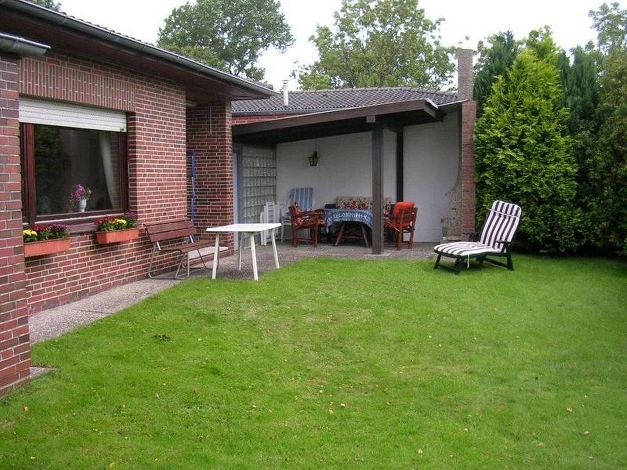 Ferienhaus 'Alder, 70qm, Garten' mit Privater Terrasse, Garten und Wlan in Schillig Strand, Wangerland
