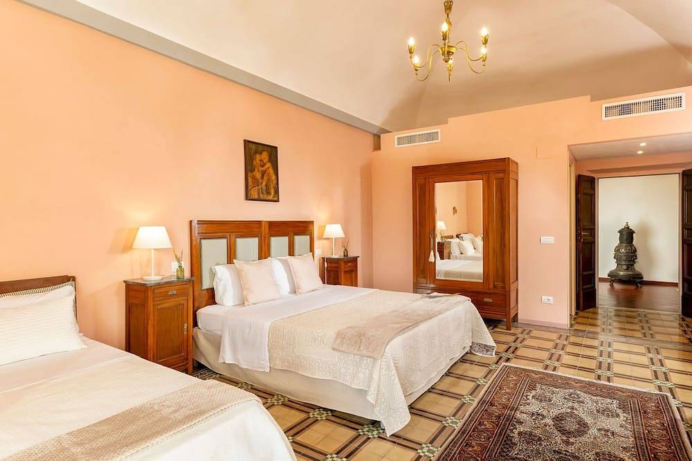 Apartamento entero, Amazing Attic in Montepulciano, 10 people, w/view on San Biagio in Montepulciano, Provincia de Siena