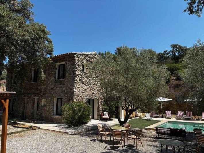 Maison d’hôte pour 2 personnes, avec Terrasse et Jardin ainsi que Piscine et Vue à Sainte-Maxime
