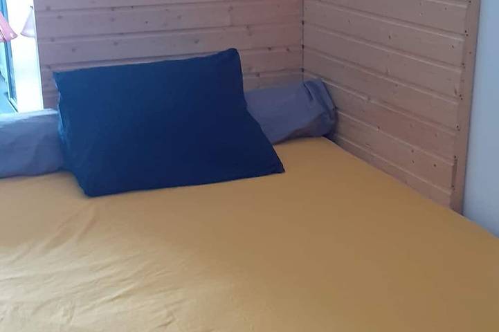 Appartement entier, Chambre 21 m2 au pied des vignes, plage à 5kms, tous commerces, résidence calme in Sigean, Côte méditerranéenne (France)