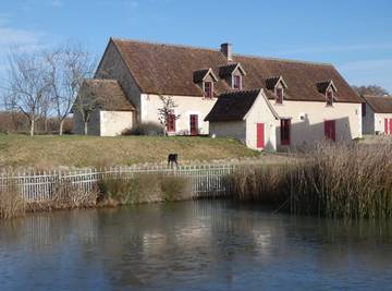 Gîte pour 10 personnes, avec terrasse et jardin à Préaux (Indre)