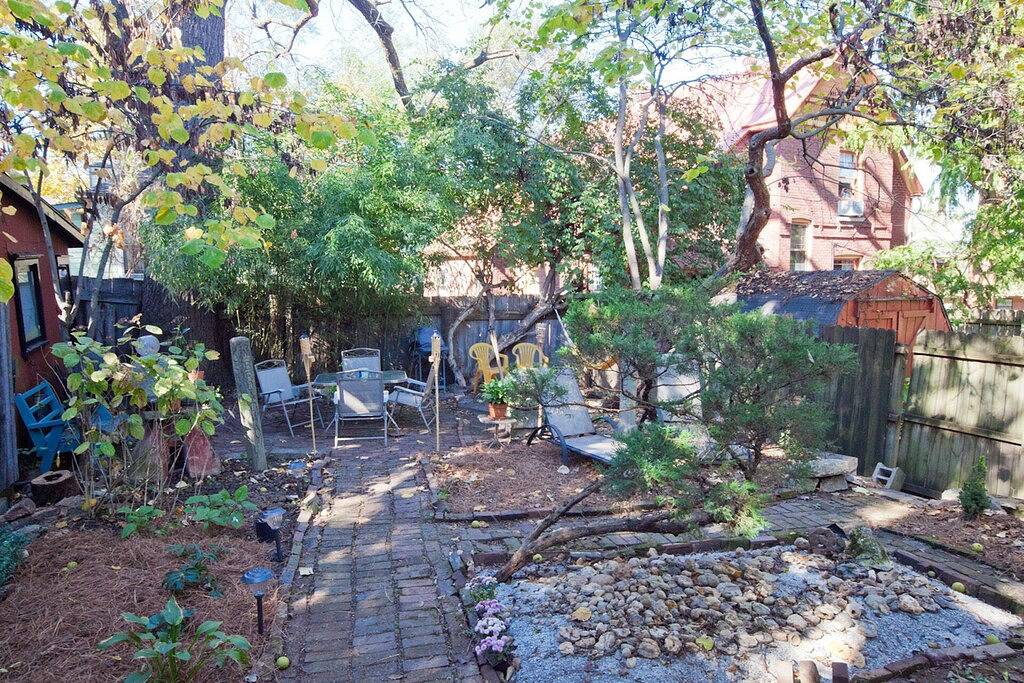 Ganze Wohnung, Privates Apartment mit einem Schlafzimmer in der Innenstadt von Lexington in der Nähe von Rupp Arena und Alltech in Lexington, Kentucky