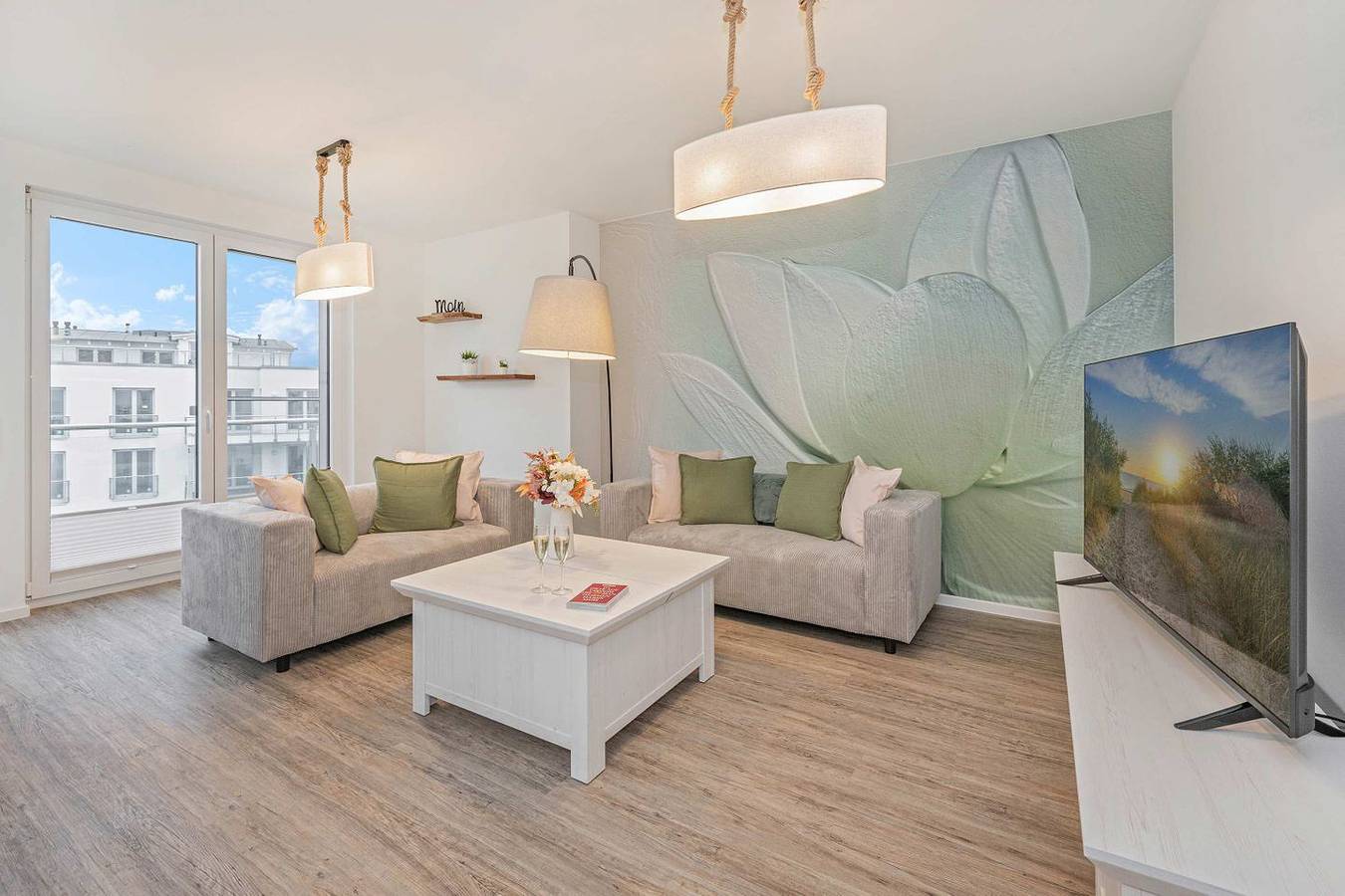 Ganze Wohnung, Großzügige Ferienwohnung mit Sauna & Balkon – ruhig im Grünen gelegen in Zirchow, Usedom