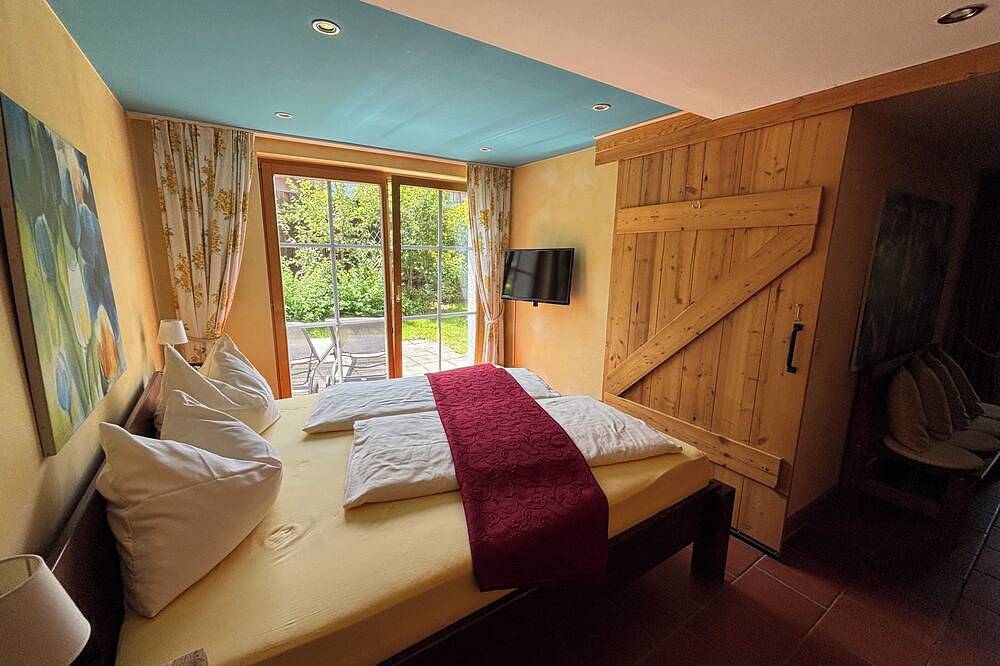 Geheel appartement, Sauna apartment \"Landhaus Zell am See\" in Niedernsill. Pet friendly! in Niedernsill, Pinzgau