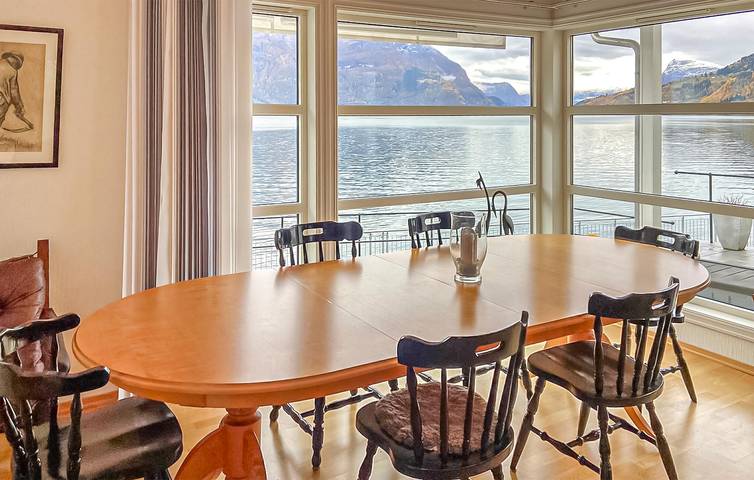 Ferienhaus für 10 Personen mit Terrasse in Sognefjord
