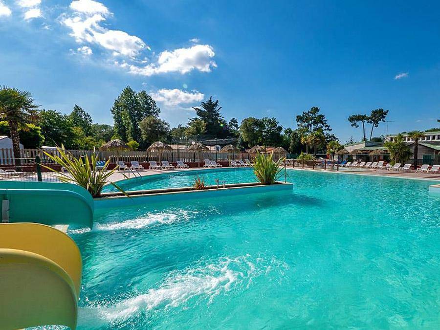 Camping Le California - Mobilhome 6 personas - Classic | 3 Dormitorios | 6 Pers. | Terraza elevada in Saint-Jean-de-Monts, Vandea