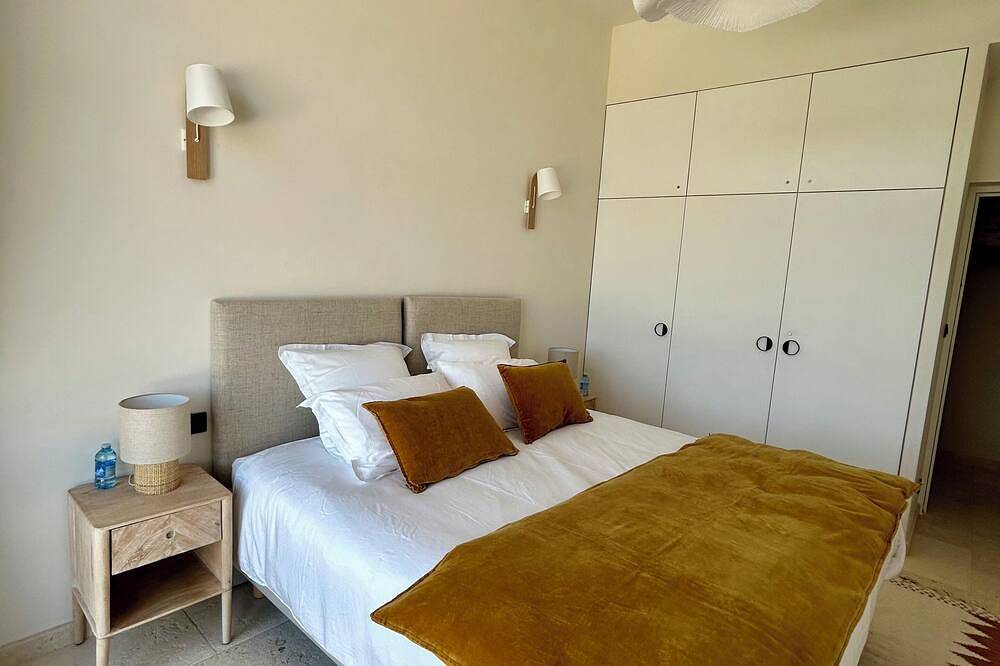 4-bedroom country house, sleeps 8, between Loire and Èvre in La Chapelle-Saint-Florent, Mauges-sur-Loire
