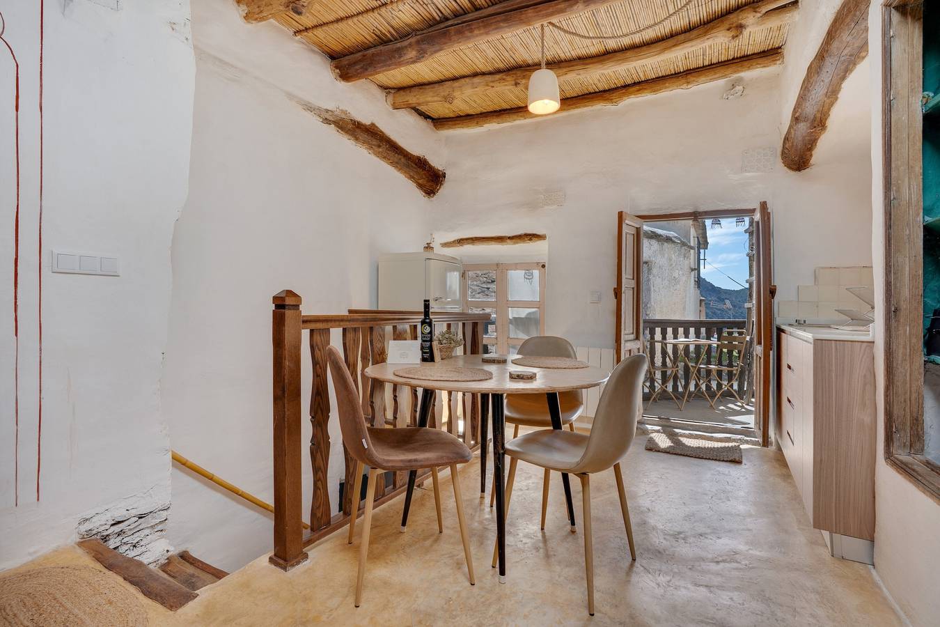 Casa rural 'Santuario Atalbéitaca Five Senses' con vistas a la montaña, terraza privada y Wi-Fi in Atalbeitar, La Taha