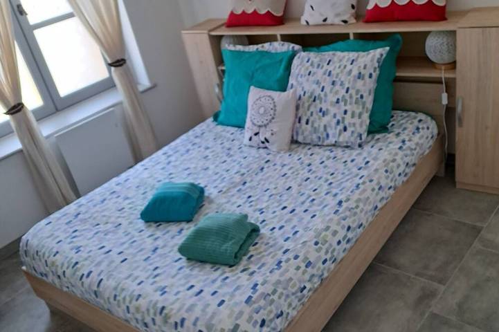 Location de vacances pour 8 personnes, avec terrasse à Pierre-de-Bresse - 4