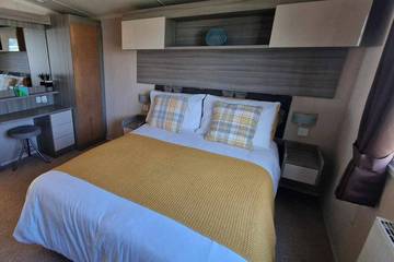 Static Caravan for 4 People in Ingoldmells, Lincolnshire, Photo 1