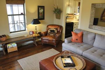 Log Cabin for 4 People in Blount County, Photo 4