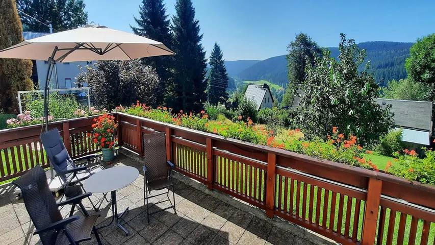Ferienwohnung für 3 Personen, mit Garten in Rittersgrün