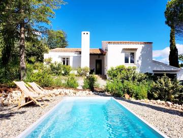 Location de vacances pour 6 personnes, avec piscine ainsi que jardin et terrasse à Mollans-sur-Ouvèze