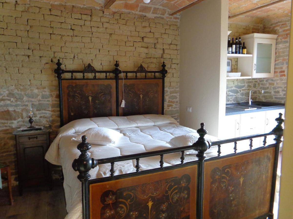 Cascina Romanino in Mango , Langhe