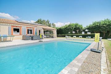 Location De Vacances pour 6 Personnes dans Saint-Papoul, Lauragais, Photo 1