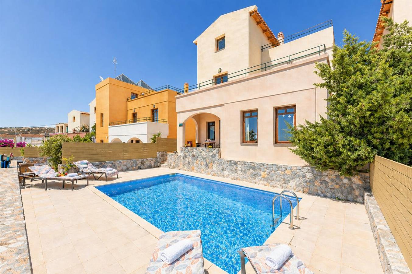 Villa für 7 Personen mit Terrasse in Vamos, Chania und Umgebung