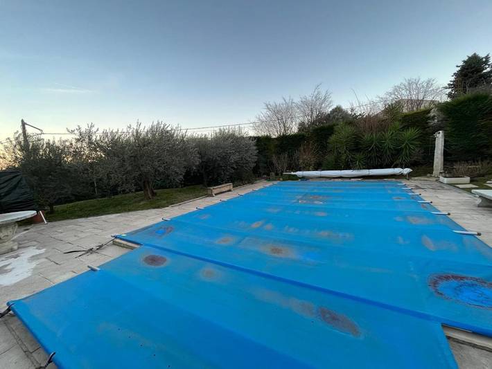 Appartement de vacances pour 4 personnes, avec vue ainsi que piscine et terrasse