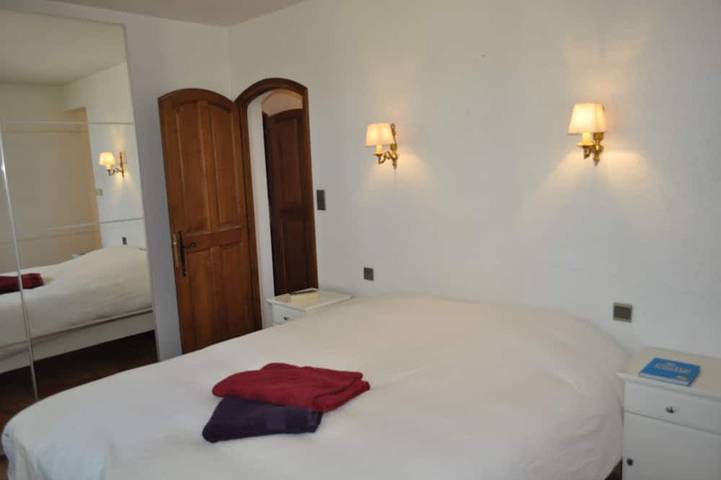 Location de vacances pour 10 personnes, avec jardin et jacuzzi à Saint-Geniès-de-Malgoirès - 4