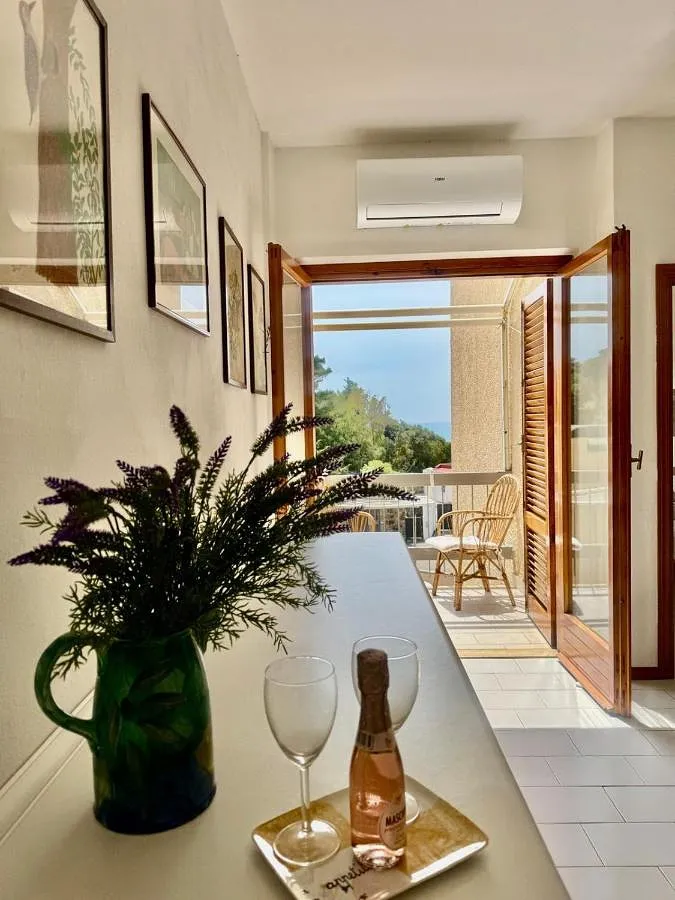 Ferienwohnung für 4 Personen, mit Ausblick und Balkon - 1