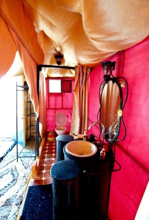 Gîte pour 4 personnes, avec terrasse et jacuzzi dans Merzouga - 2
