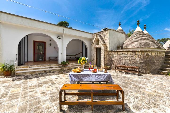 Trullo per 5 persone a Martina Franca