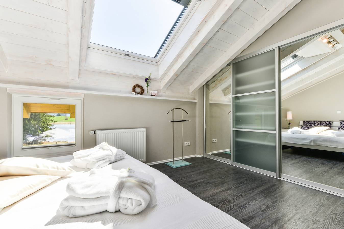 Ganze Ferienwohnung, Ferienwohnung 2 in Badeplatz Lugenauer See, Böbing