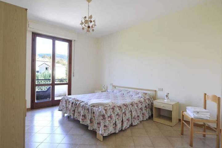 Appartamento intero, Tommaso 1 Sopra - Due Camere da Letto Appartamento, Ospiti Massimo 4 in Tuoro sul Trasimeno, Lago Trasimeno