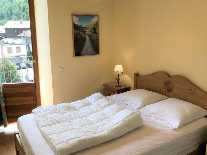 Appartement entier, Appartement confortable et lumineux, 66m², 2 chambres, 5 personnes, Beaufort – Wifi inclus, proche services in Beaufort (Western Alps), Beaufort (Rhône-Alpes)