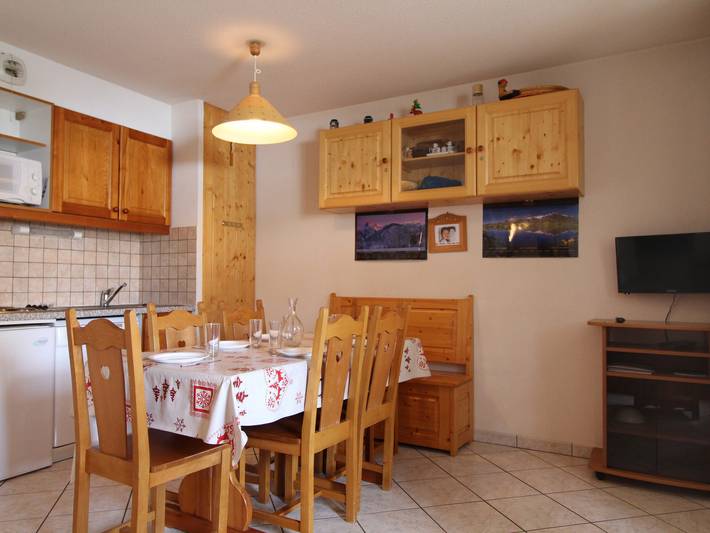 Gîte pour 6 personnes, avec terrasse à Aussois - 3