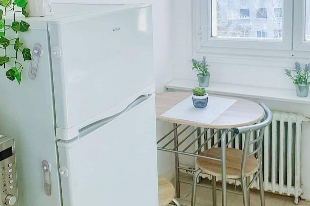 Entire apartment, Paris(12mn), Orly(10mn), Superb spacious room in Juvisy-sur-Orge, Essonne