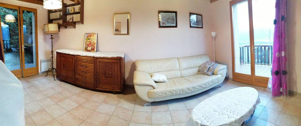 Gîte pour 7 personnes, avec jardin et vue sur le lac