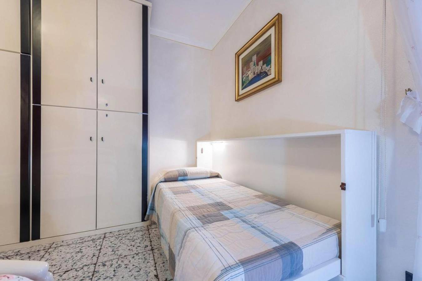 Ganze Wohnung, Casa Vacanze Baccolo - Appartamento Lucia in Polpenazze del Garda, Gardasee-Berge