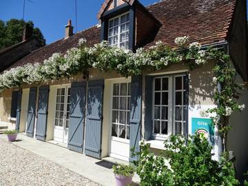 Gîte pour 4 personnes, avec terrasse et jardin à Pouillé