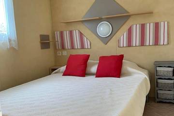 Camping pour 4 Personnes dans Castillonnès, Région de Villeneuve-sur-Lot, Photo 2