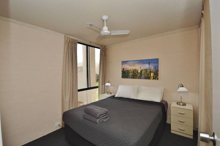 Holiday rental for 5 people, with pool and garden in Kalbarri