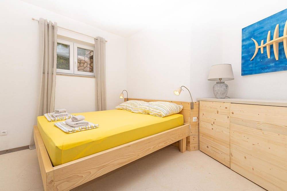 Ganze Wohnung, Cozy apartment in Lukovo in Jablanac, Kvarner Festland