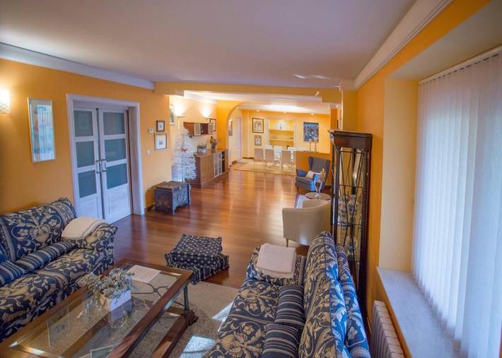 Location de vacances pour 12 personnes, avec piscine ainsi que vue et jardin à Palencia - 3