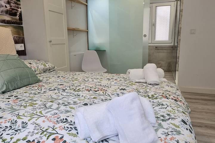 Ganze Wohnung, Unsere Touristenwohnung bietet Ihnen Ruhe und Komfort. in Burgos, Burgos Provinz