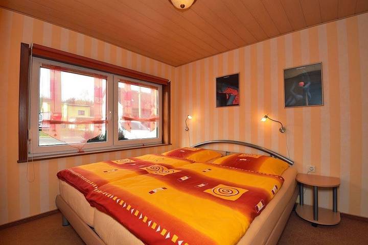 Ferienhaus Hellmich in Scheibe-Alsbach, Neuhaus am Rennweg