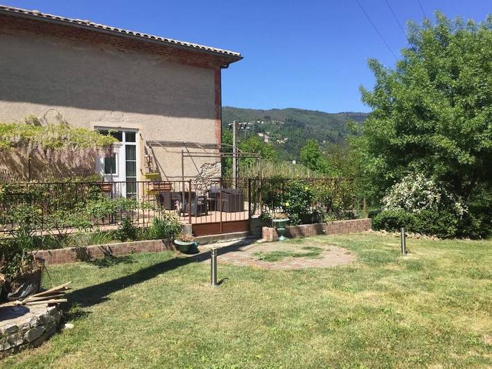 Location de vacances pour 15 personnes, avec Terrasse ainsi que Jardin et Piscine à Avèze (Languedoc-Roussillon)