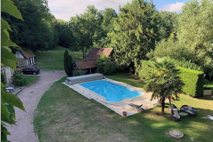 Location de vacances pour 20 personnes, animaux acceptés dans Lachapelle-aux-Pots