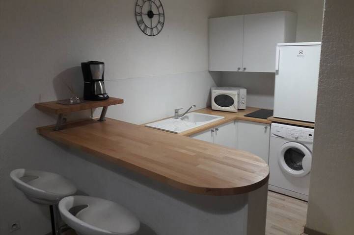 Appartement de vacances pour 4 personnes, avec balcon dans Saint-Étienne